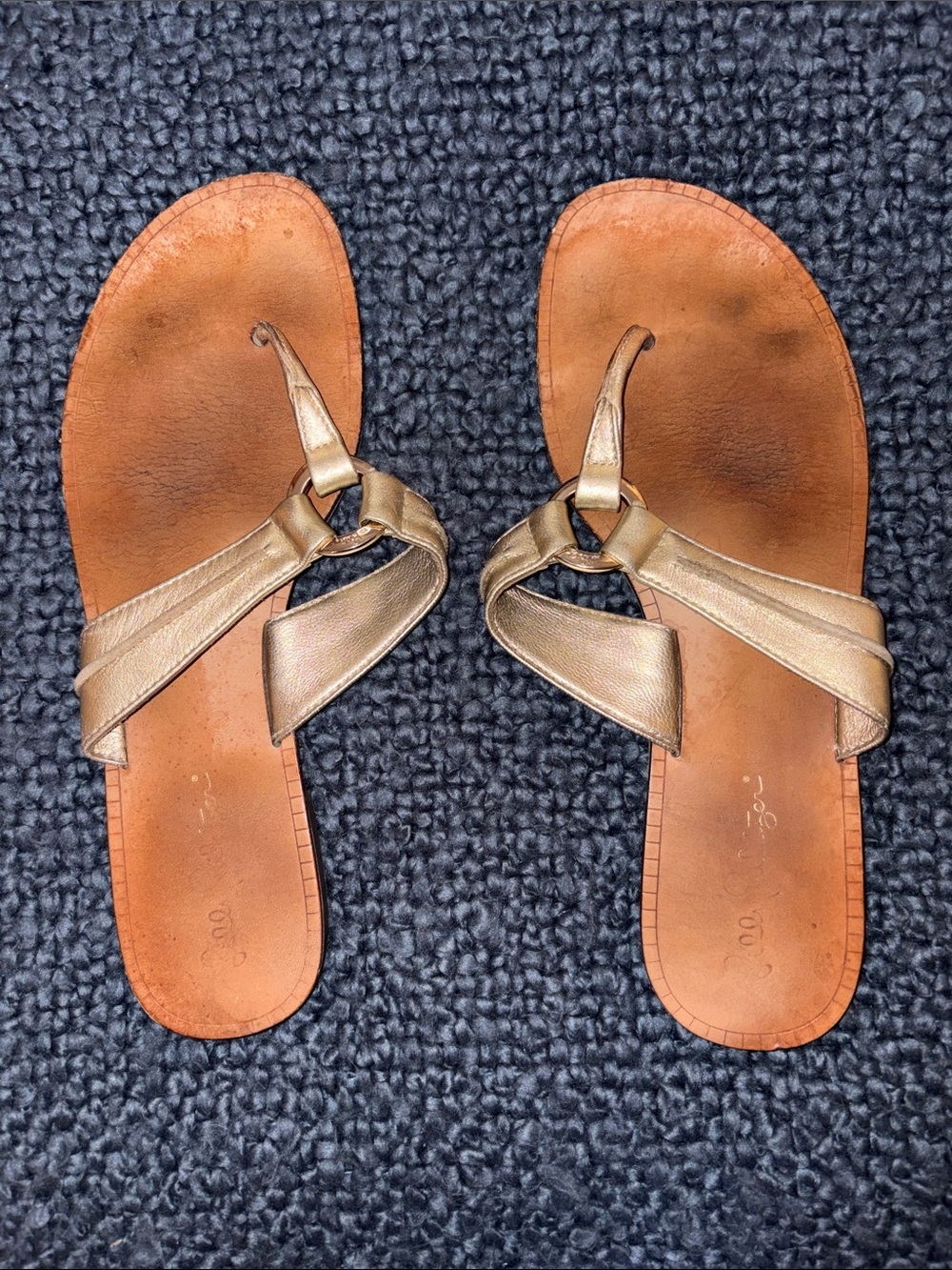 Lilly Pulitzer Metallic Gold Knotted Toe-Loop Sandals